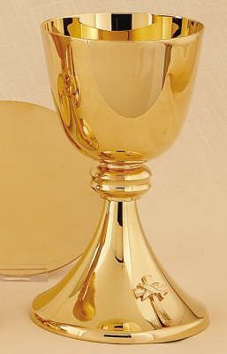 Gold Chalice With Scale Paten